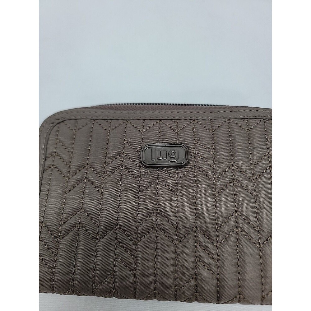 Women's LUG RODEO Wristlet Quilted Wallet RFID ~ Beige Brown - Picture 2 of 6